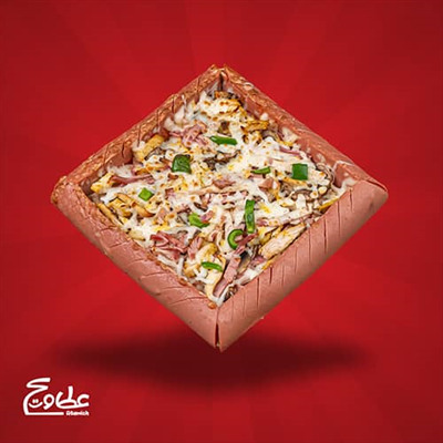 خمیر پیتزا 21*21 ، کراکف ، استیک مرغ ، ژامبون گوشت و مرغ ، فلفل دلمه ای ، پنیر موزارلا و قارچ پیتزا کینگ متوسط